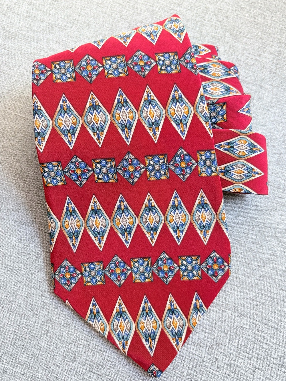 100% Silk Tie Necktie Metropolitan Museum of Art Stained Glass Red Blue Diamonds